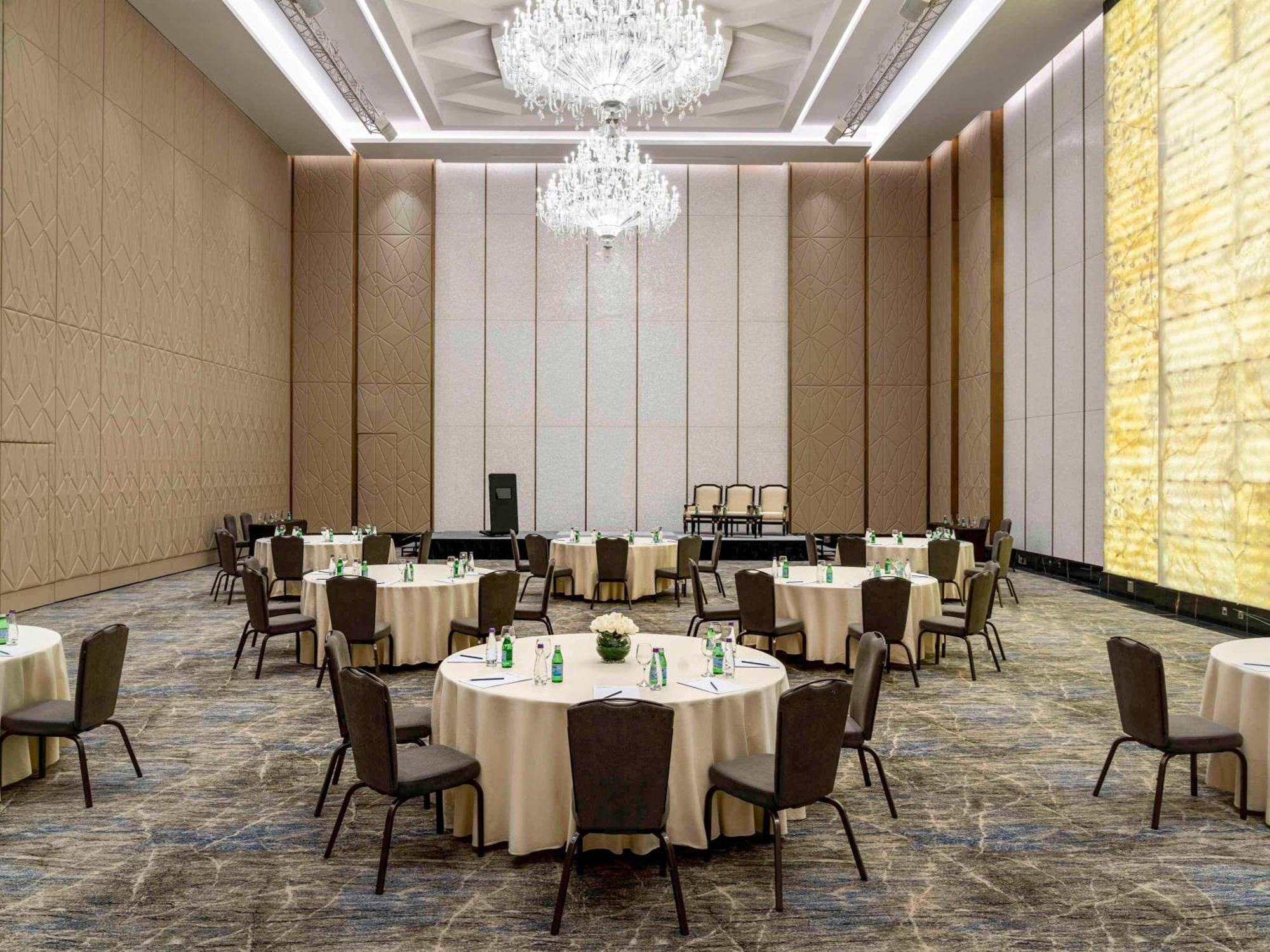 Movenpick And Residences Hotel Riyadh
